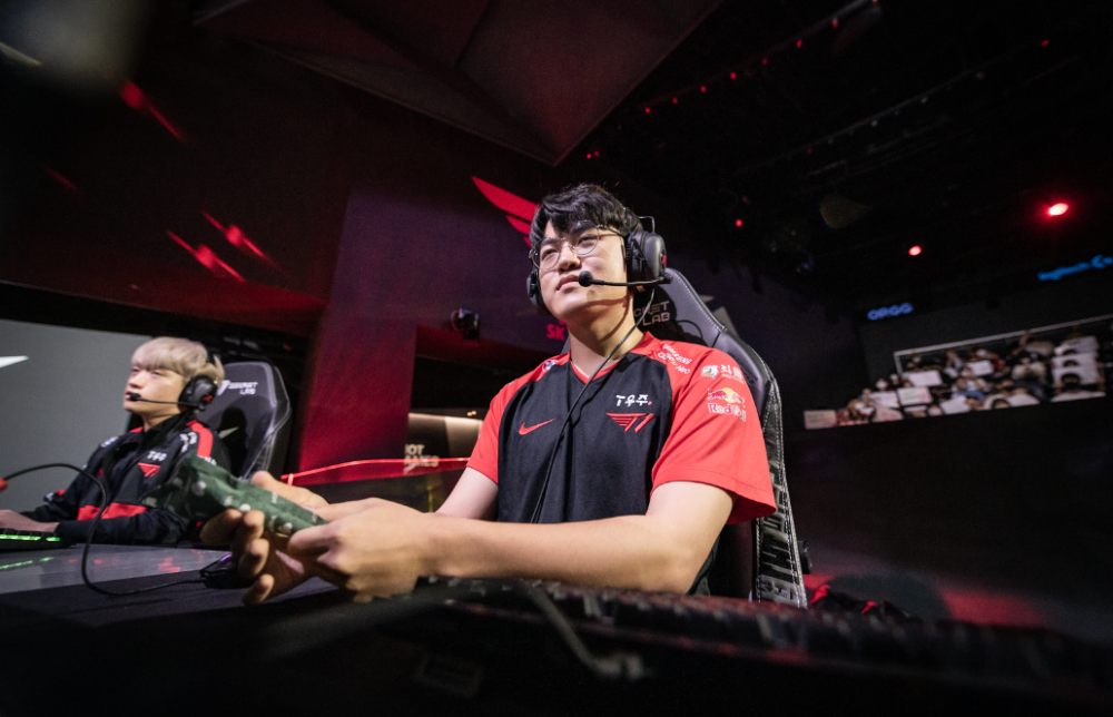 DRX力克TSM，Gumayusi操刀奇招英雄翻盘鏖战多局成都决赛之夜，锁定晋级资格