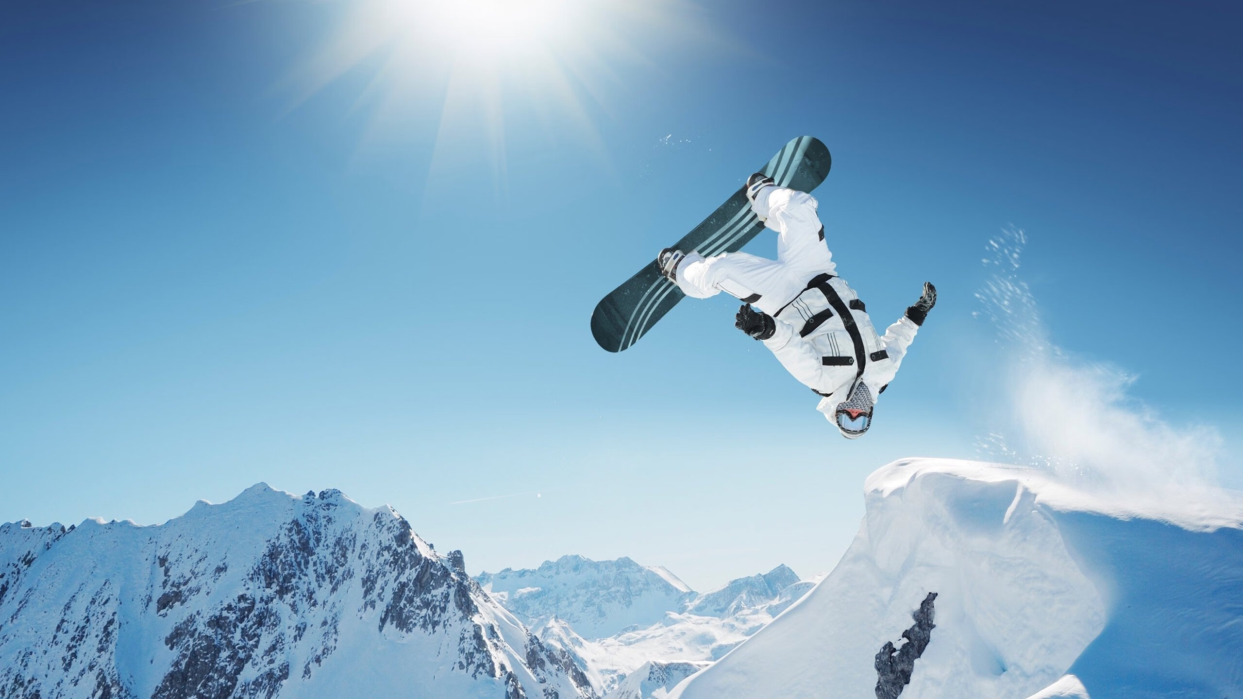 开云体育中国-篮网终结独行侠连胜神话，利拉德关键时刻一锤定音成救世主