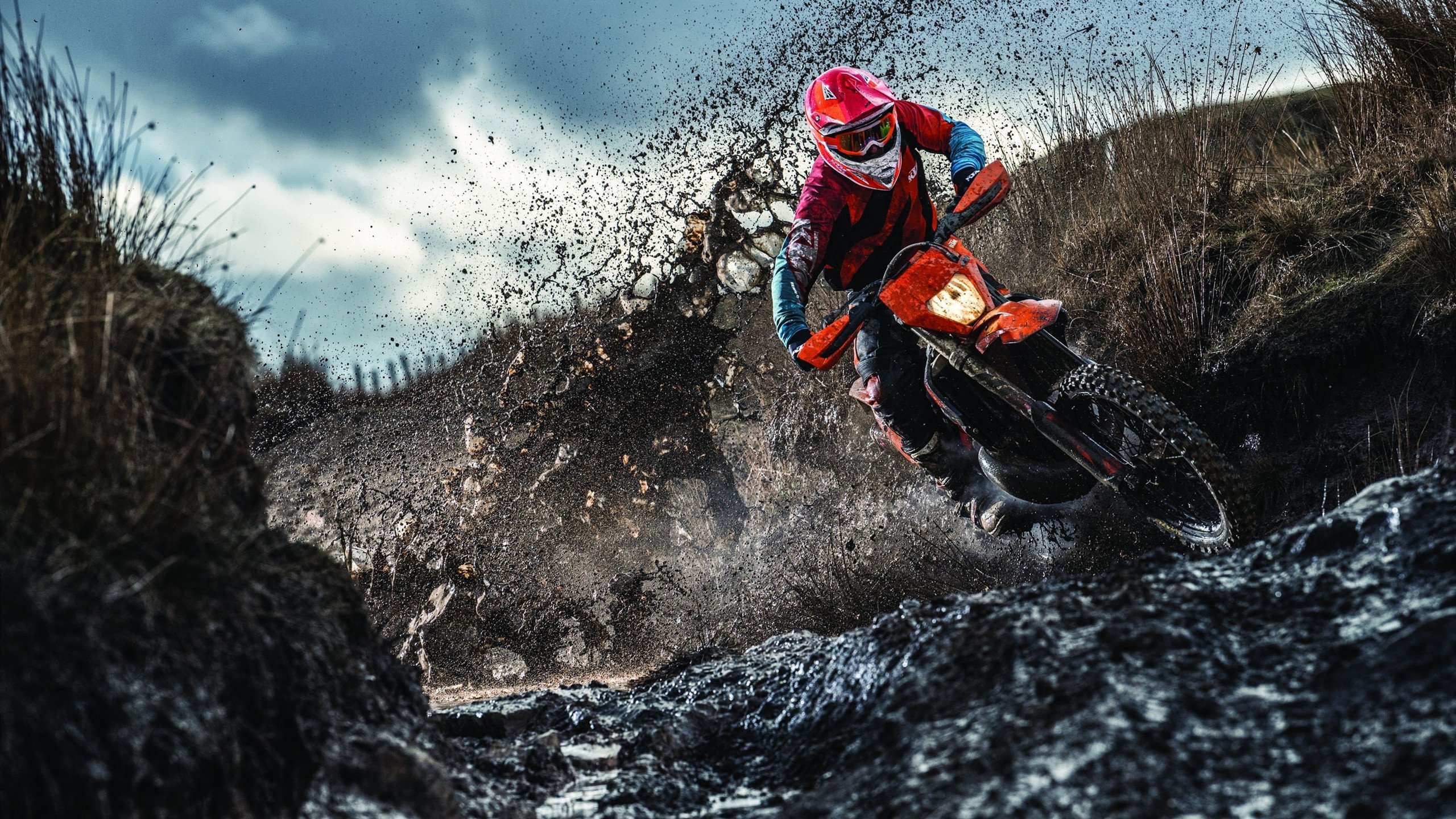 汤神降临!克莱替补轰30分化身救世主 公牛六人上双碾压活塞迎三连胜